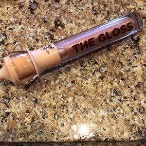 Jeffree Star The Gloss in “Mouthful”